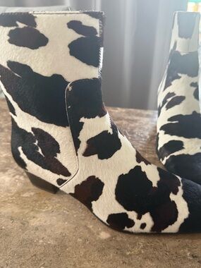 Madewell Black & White Cow-Print Ankle Boots